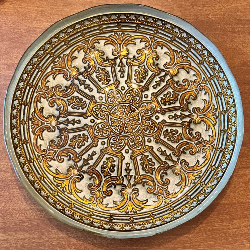 Gorgeous Gold Plate